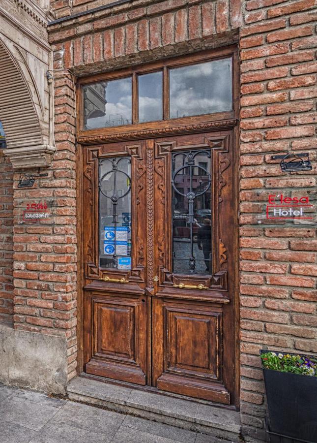 Hotel Elesa Tbilisi Exterior photo