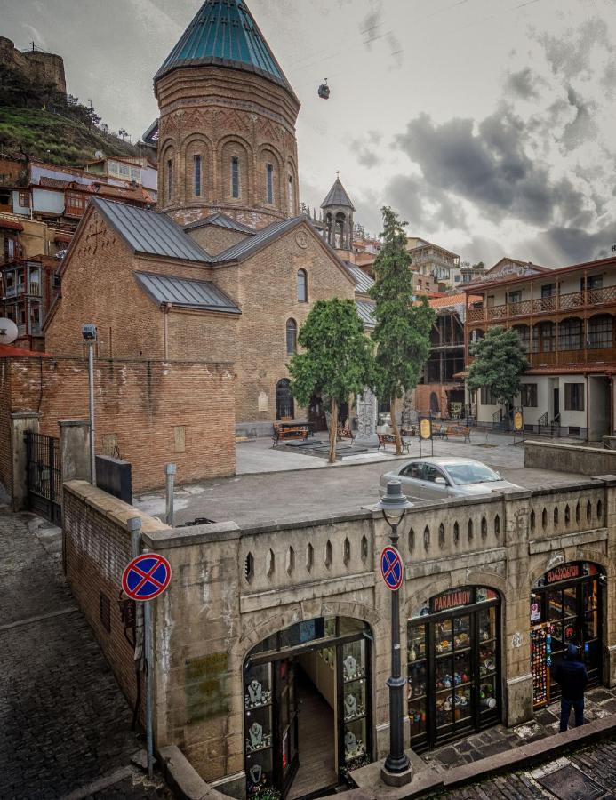 Hotel Elesa Tbilisi Exterior photo